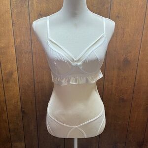 White lingerie set